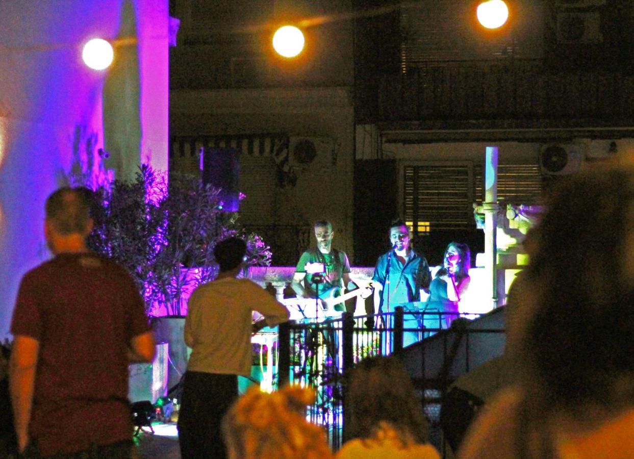Voyage Recoleta Hostel Buenos Aires Exteriör bild